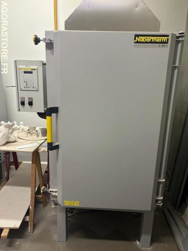 Four à gaz céramique Nabertherm NB 440 - NEUF - Outil/ Équipement: photos 3 Four à gaz céramique Nabertherm NB 440 - NEUF - Outil/ Équipement: photos 3