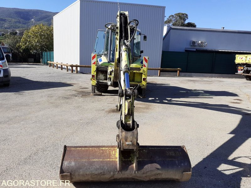 Crédit-bail de tractopelle 4x4 volvo bl71 tractopelle 4x4 volvo bl71: photos 10 Crédit-bail de tractopelle 4x4 volvo bl71 tractopelle 4x4 volvo bl71: photos 10