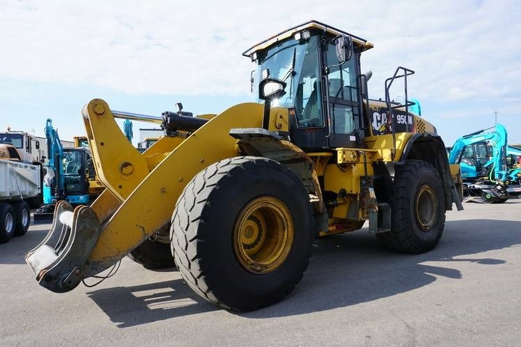 CAT 950 M (GEARBOX PROBLEM) - Chargeuse sur pneus: photos 2 CAT 950 M (GEARBOX PROBLEM) - Chargeuse sur pneus: photos 2