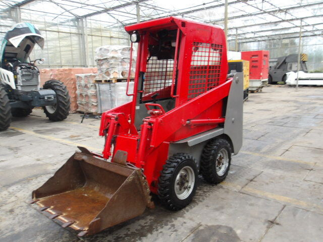 Gehl 1640 - Mini chargeuse: photos 4 Gehl 1640 - Mini chargeuse: photos 4