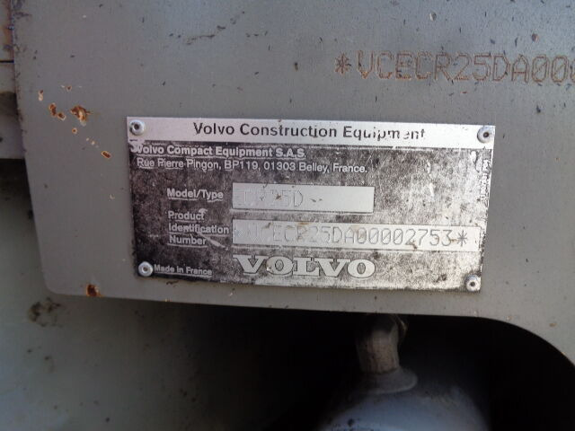 Mini pelle Volvo ECR25D: photos 11 Mini pelle Volvo ECR25D: photos 11