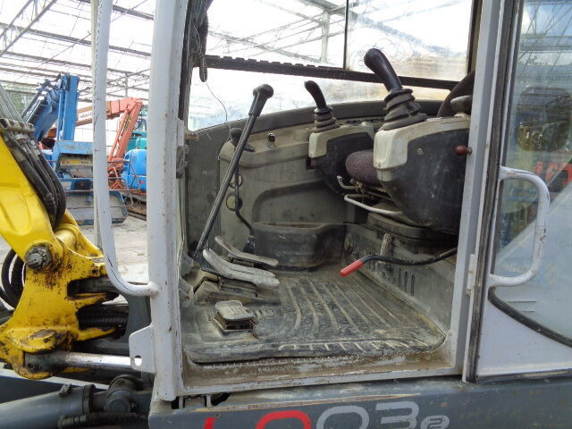 WACKER NEUSON 6003 - Pelle sur chenille: photos 5 WACKER NEUSON 6003 - Pelle sur chenille: photos 5