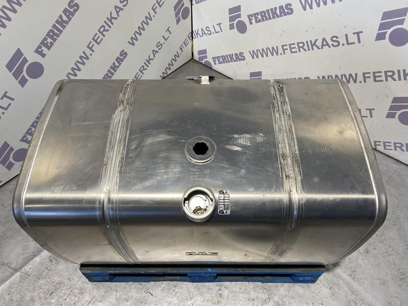 DAF - Réservoir de carburant pour Camion: photos 2 DAF - Réservoir de carburant pour Camion: photos 2