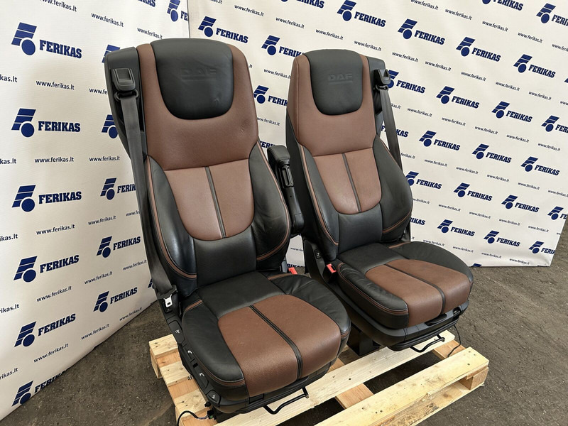 DAF driver and passenger seat set - Siège pour Camion: photos 2 DAF driver and passenger seat set - Siège pour Camion: photos 2