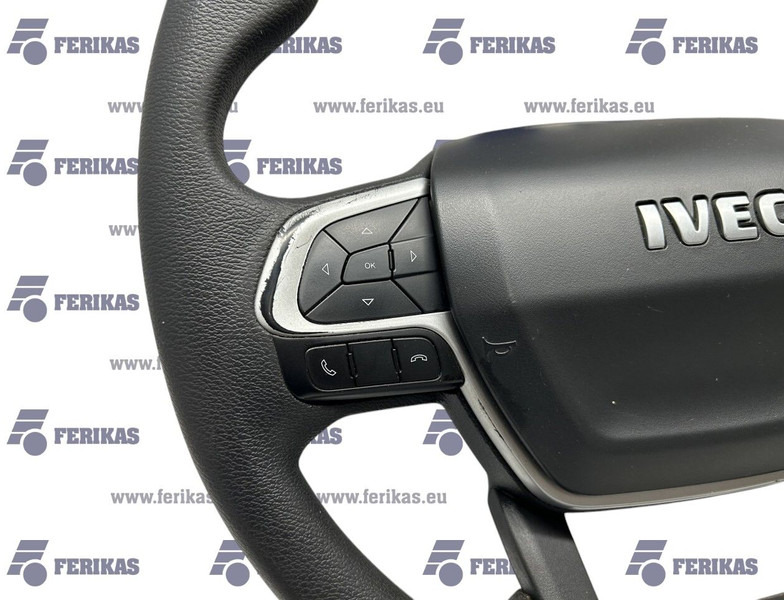 Iveco S-WAY - Volant: photos 2 Iveco S-WAY - Volant: photos 2