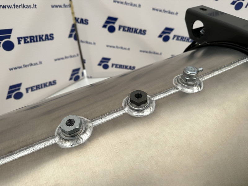 Onbekend - Réservoir de carburant pour Camion: photos 4 Onbekend - Réservoir de carburant pour Camion: photos 4