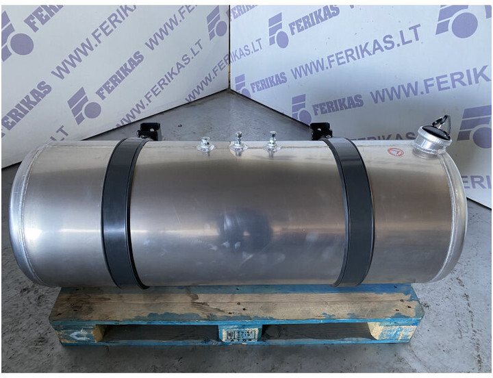 Onbekend - Réservoir de carburant pour Camion: photos 1 Onbekend - Réservoir de carburant pour Camion: photos 1