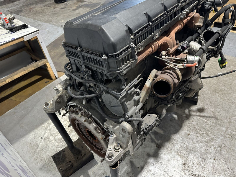 Renault DE13 480HP - Moteur pour Camion: photos 4 Renault DE13 480HP - Moteur pour Camion: photos 4