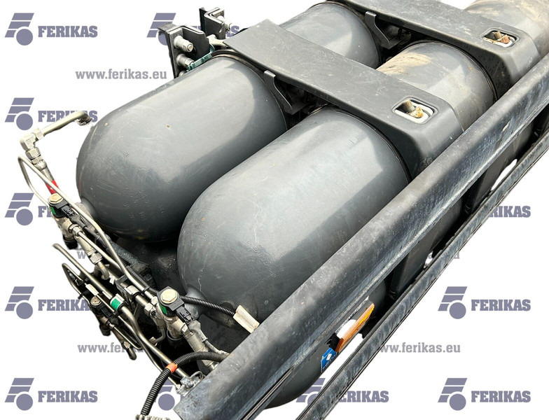 Scania CNG tank, right side - Réservoir de carburant pour Camion: photos 2 Scania CNG tank, right side - Réservoir de carburant pour Camion: photos 2