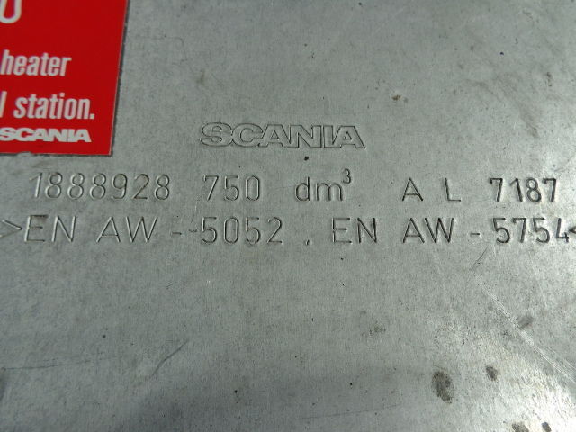 Scania complete with brackets and fuel pump (WORLDWIDE - Réservoir de carburant pour Camion: photos 3 Scania complete with brackets and fuel pump (WORLDWIDE - Réservoir de carburant pour Camion: photos 3