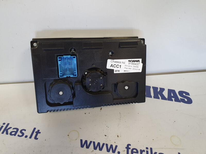 Scania heater control unit - Bloc de gestion pour Camion: photos 2 Scania heater control unit - Bloc de gestion pour Camion: photos 2