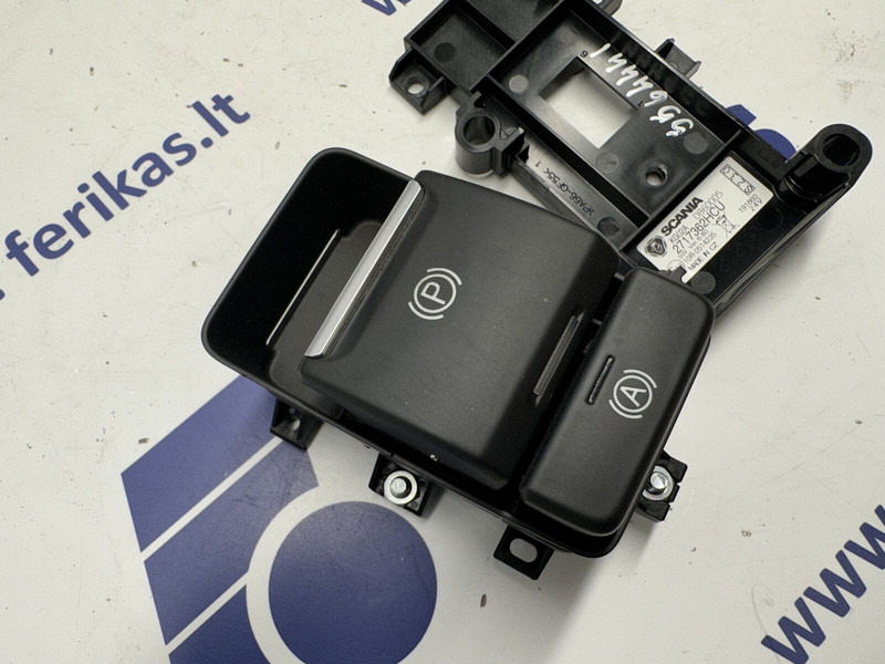 Scania parking brake switch - Cabine et intérieur pour Camion: photos 3 Scania parking brake switch - Cabine et intérieur pour Camion: photos 3