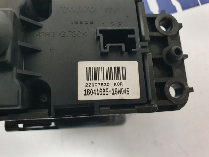Volvo parking brake switch - Bloc de gestion pour Camion: photos 3 Volvo parking brake switch - Bloc de gestion pour Camion: photos 3