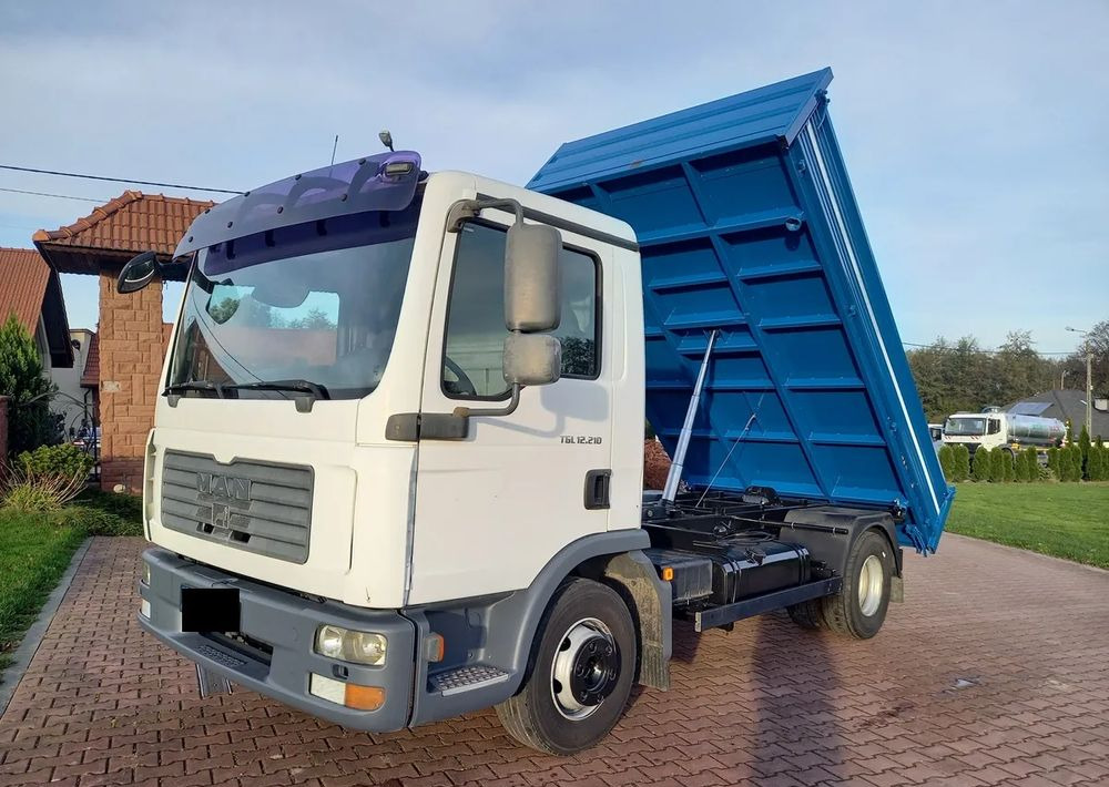 MAN TGL 12 210 EURO 4 !!! - Camion benne: photos 1 MAN TGL 12 210 EURO 4 !!! - Camion benne: photos 1