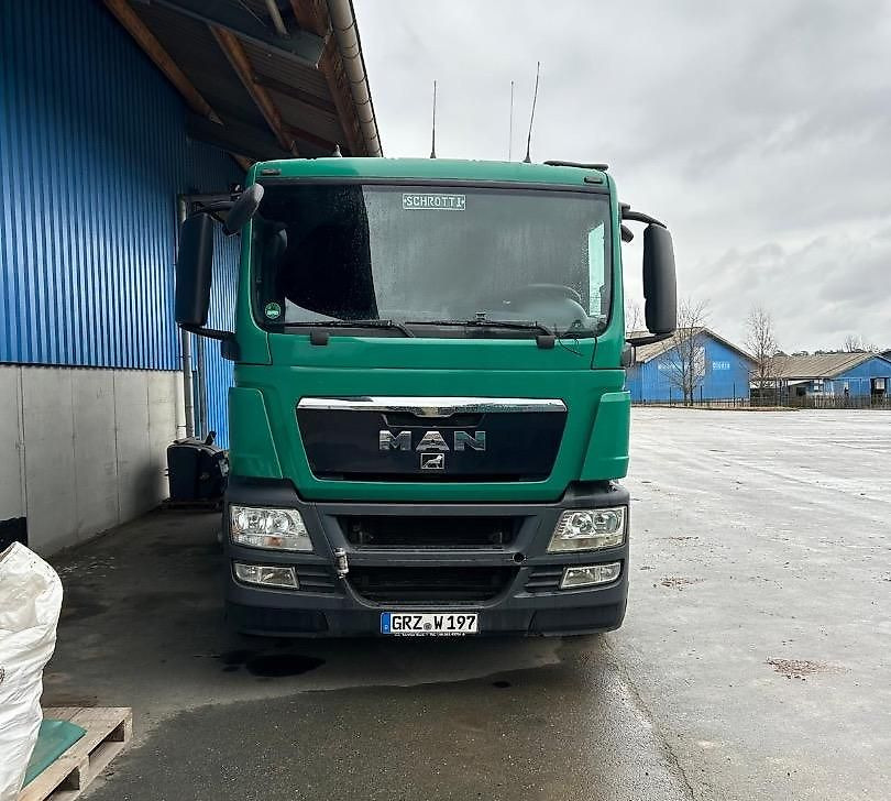 Türpisch Landmaschinen
Herr Christian Türpisch - - Camion benne: photos 5 Türpisch Landmaschinen
Herr Christian Türpisch - - Camion benne: photos 5