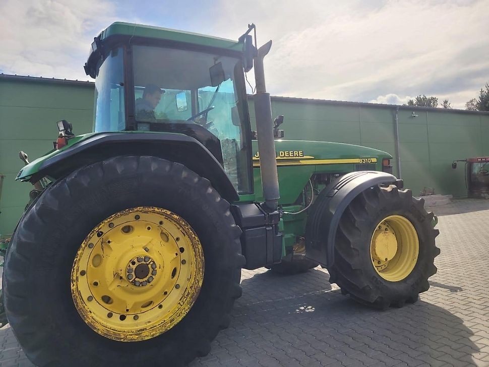 Türpisch Landmaschinen
Herr Christian Türpisch - - Tracteur agricole: photos 5 Türpisch Landmaschinen
Herr Christian Türpisch - - Tracteur agricole: photos 5