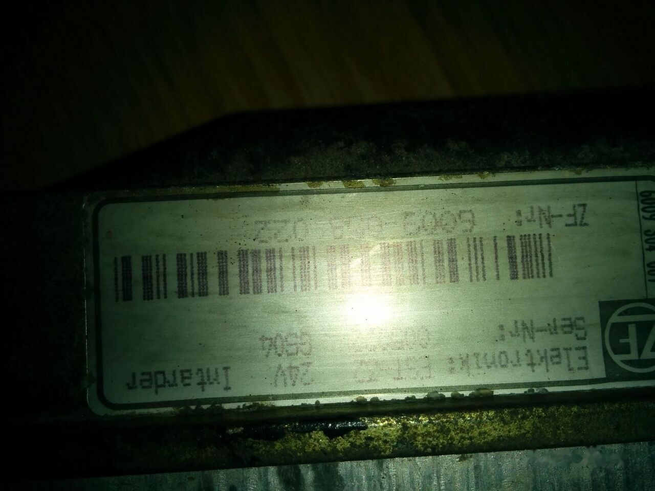 Bloc de gestion pour Bus MAN Intarder EST-32 ZF-6009058022   MAN VOLVO: photos 11