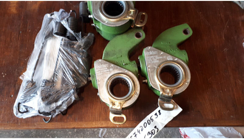 Mercedes-Benz HALDEX - Tambours de frein: photos 1 Mercedes-Benz HALDEX - Tambours de frein: photos 1