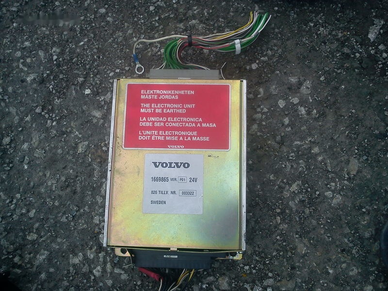 Volvo 1668887 . 1669865. 1814828 Volvo B10 - Bloc de gestion pour Bus: photos 4 Volvo 1668887 . 1669865. 1814828 Volvo B10 - Bloc de gestion pour Bus: photos 4