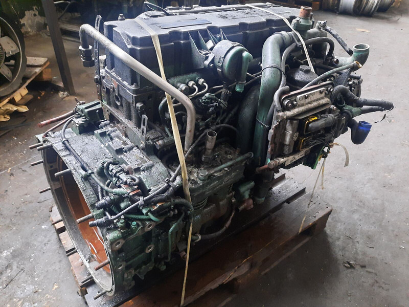 Volvo D7E - Moteur: photos 2 Volvo D7E - Moteur: photos 2