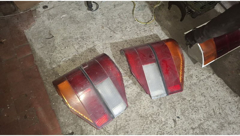 Volvo  - Clignotants: photos 1 Volvo  - Clignotants: photos 1