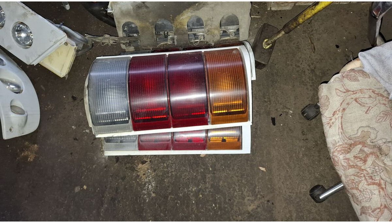 Volvo  - Clignotants: photos 4 Volvo  - Clignotants: photos 4