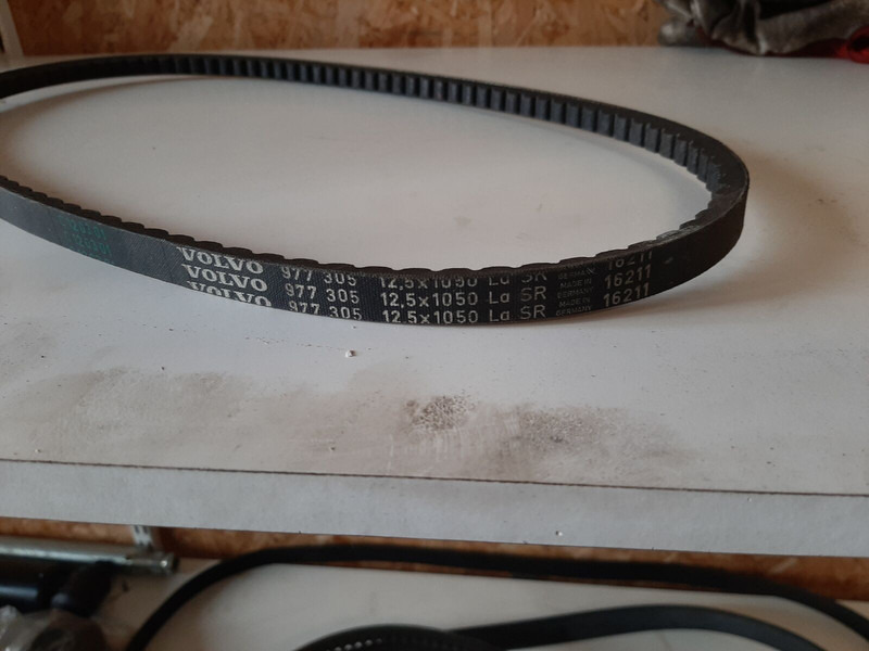 Moteur et pièces Volvo: photos 13