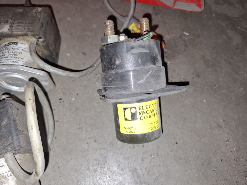 Volvo Жгут проводов .Сервогаз VDO - 408.401.3\ 445.804/5/020. 445.804. - Câble/ Fil: photos 4 Volvo Жгут проводов .Сервогаз VDO - 408.401.3\ 445.804/5/020. 445.804. - Câble/ Fil: photos 4