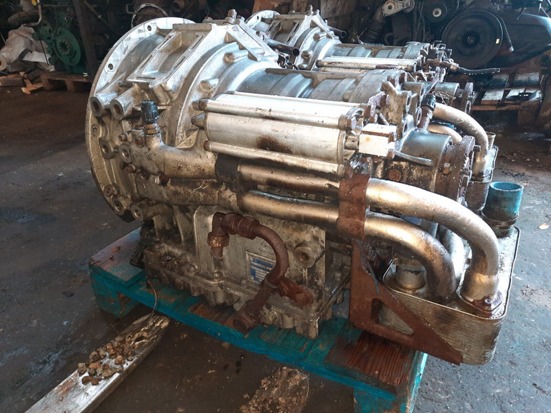 ZF 6HP604C .6HP502C. 6HP552C .6HP602C. 6HP592C. 6HP504C .6HP604C. 6 - Boîte de vitesse: photos 4 ZF 6HP604C .6HP502C. 6HP552C .6HP602C. 6HP592C. 6HP504C .6HP604C. 6 - Boîte de vitesse: photos 4