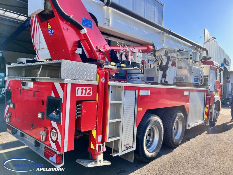 MAN TGA 26.350 Magirus ALP 320L = 32 meter, Waterpump, 6x4, Steel springs - Camion: photos 4 MAN TGA 26.350 Magirus ALP 320L = 32 meter, Waterpump, 6x4, Steel springs - Camion: photos 4