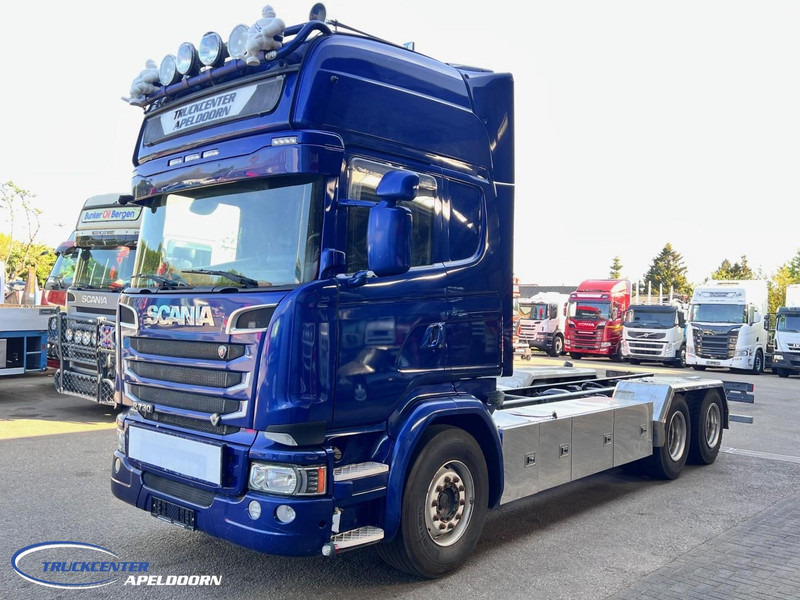 Scania R730 V8 6x4, Retarder, Clutch! Pto, Topline - Châssis cabine: photos 3 Scania R730 V8 6x4, Retarder, Clutch! Pto, Topline - Châssis cabine: photos 3