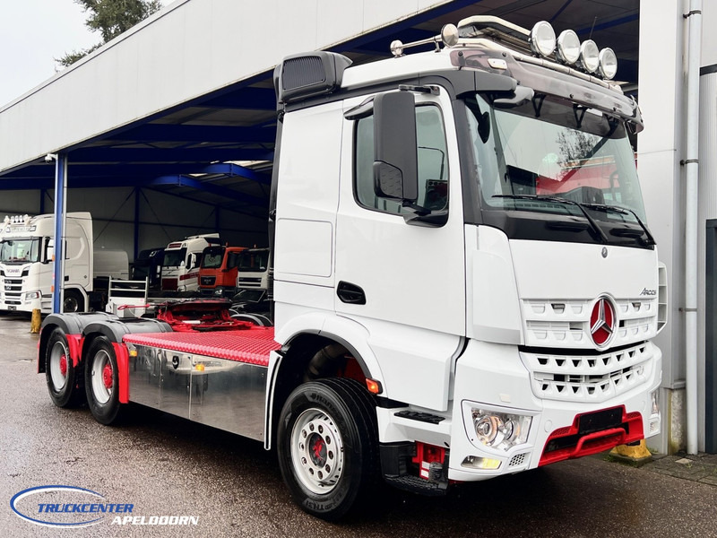 Mercedes-Benz Arocs 3351 6x4 Big axles, Hydraulics - Tracteur routier: photos 1 Mercedes-Benz Arocs 3351 6x4 Big axles, Hydraulics - Tracteur routier: photos 1