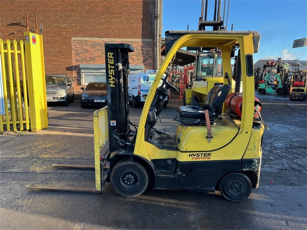 Hyster H1.8FT - Chariot élévateur à gaz: photos 1 Hyster H1.8FT - Chariot élévateur à gaz: photos 1