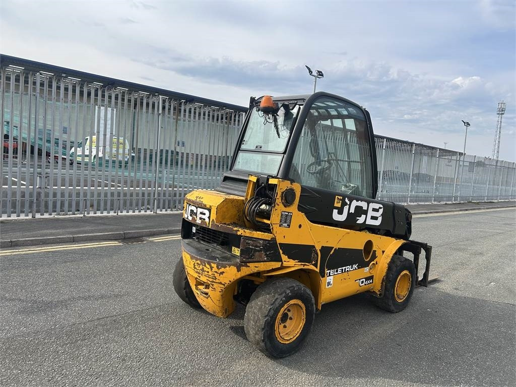 JCB TLT30D 4x4 - Chariot élévateur: photos 5 JCB TLT30D 4x4 - Chariot élévateur: photos 5