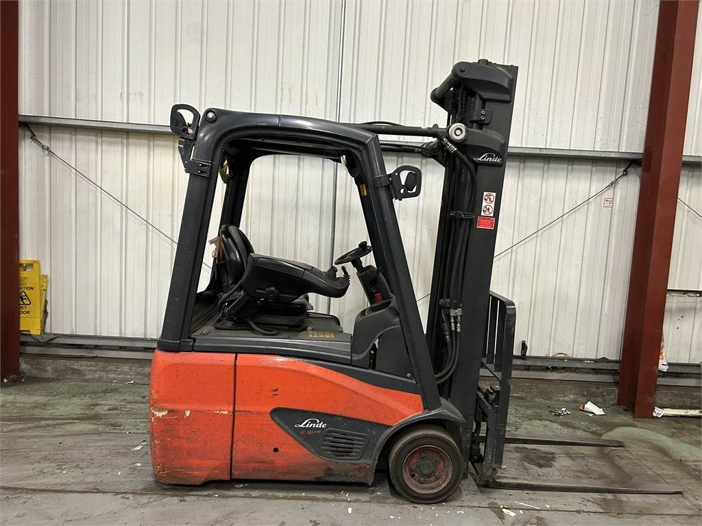 Linde E16C-02 - Chariot élévateur électrique: photos 5 Linde E16C-02 - Chariot élévateur électrique: photos 5