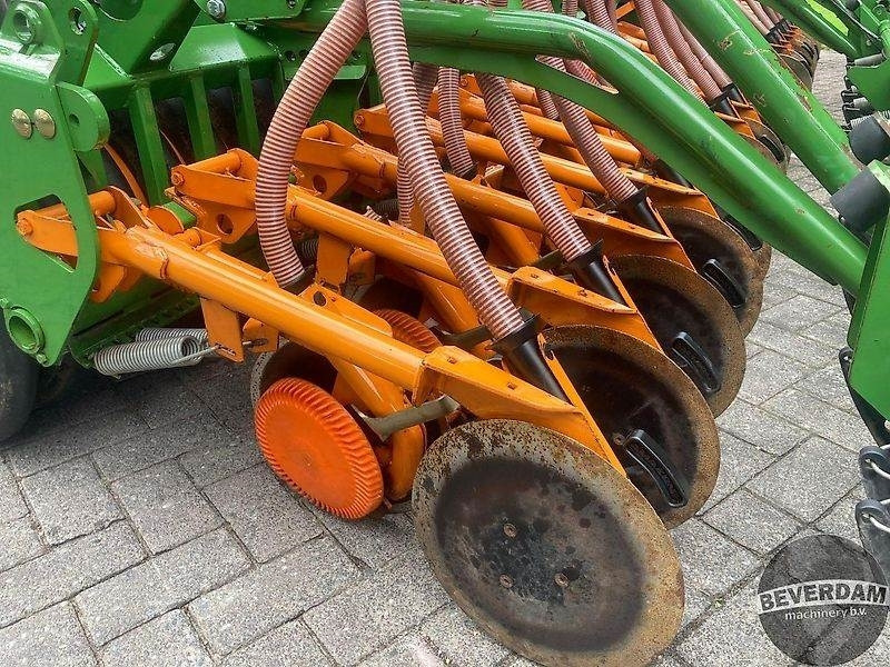 Amazone Avant KG 6000 + FPS 204 Fronttank - Semoir: photos 5 Amazone Avant KG 6000 + FPS 204 Fronttank - Semoir: photos 5