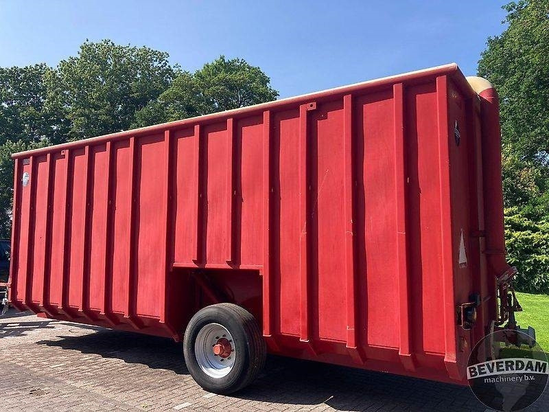 Roda 44M3 mestcontainer - Machine agricole: photos 2 Roda 44M3 mestcontainer - Machine agricole: photos 2
