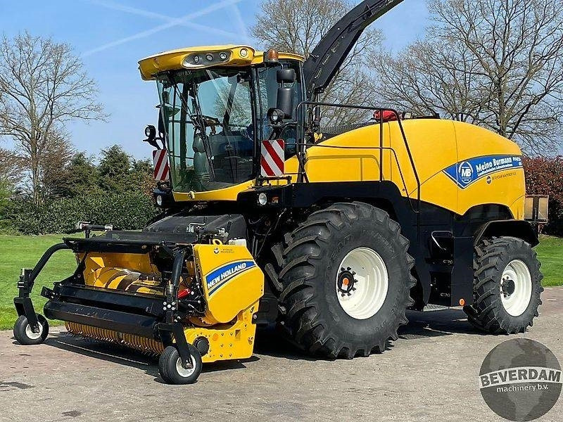 New Holland FR 9060 - Ensileuse: photos 1 New Holland FR 9060 - Ensileuse: photos 1