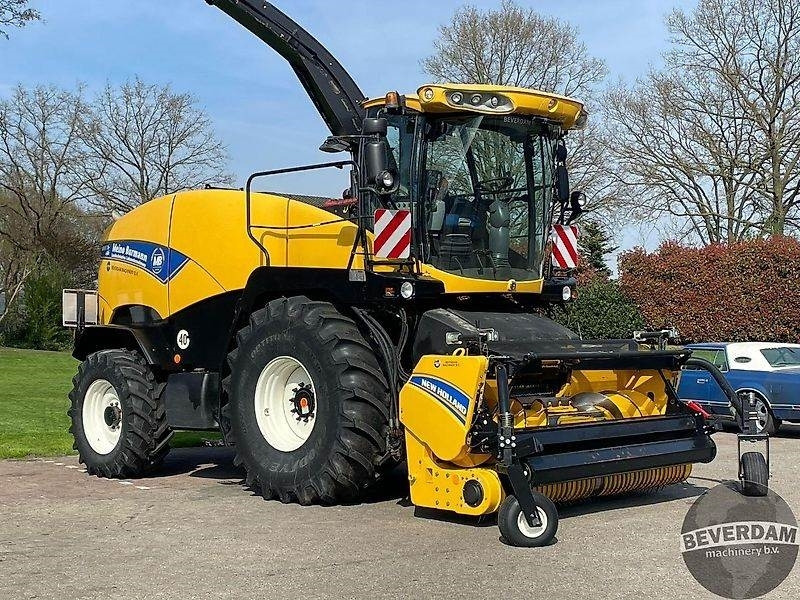 New Holland FR 9060 - Ensileuse: photos 2 New Holland FR 9060 - Ensileuse: photos 2