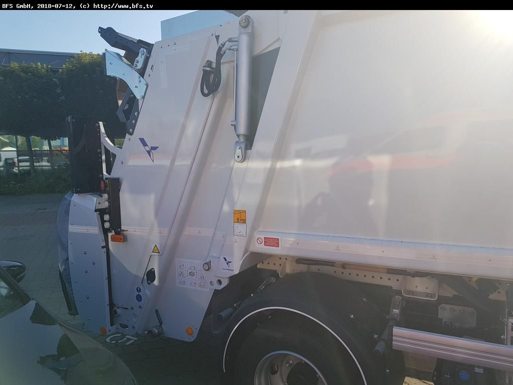 FUSO Canter 9C18 AMT 4x2 HS HL 8,5 t Olympus M - Benne à ordures ménagères: photos 2 FUSO Canter 9C18 AMT 4x2 HS HL 8,5 t Olympus M - Benne à ordures ménagères: photos 2