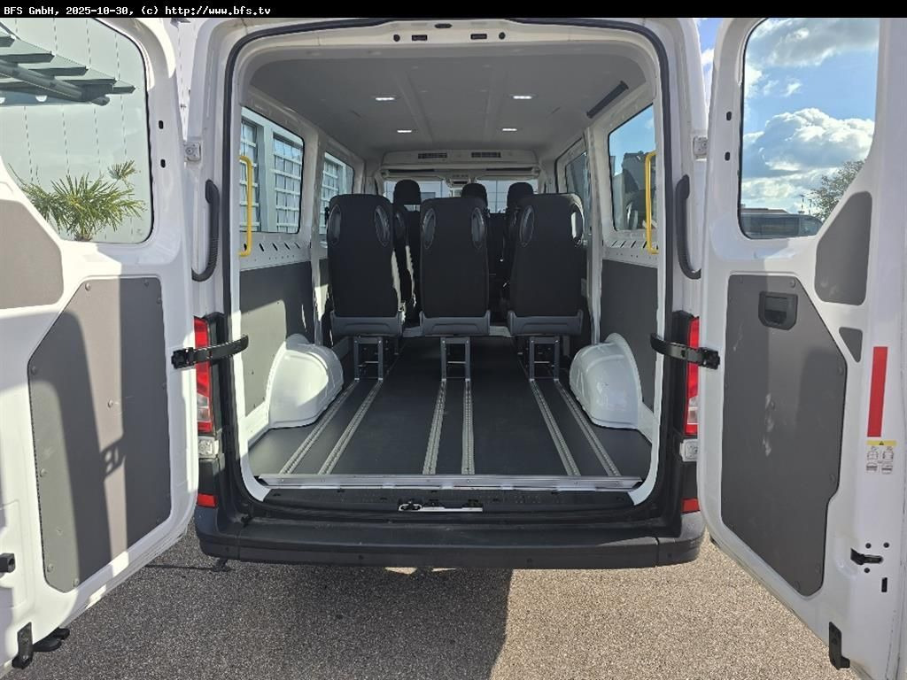 MAN TGE 3.140 4x2 F SB Kleinbus 9-Sitzer - Minibus, Transport de personnes: photos 3 MAN TGE 3.140 4x2 F SB Kleinbus 9-Sitzer - Minibus, Transport de personnes: photos 3