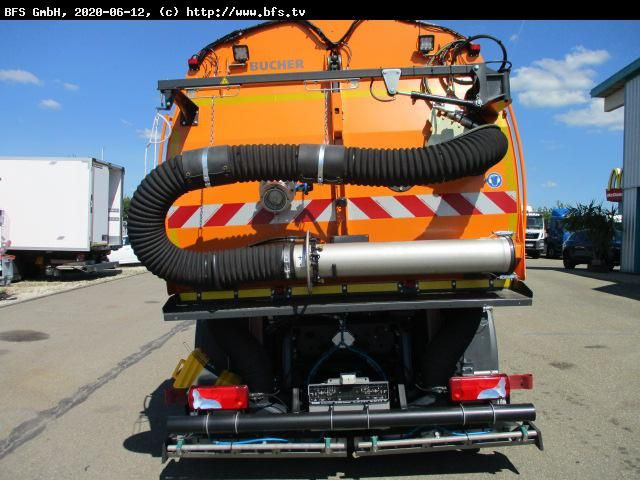 MAN TGS 18.400 4X2 BL Bucher OF 8000 RS Drehjet beid - Balayeuse de voirie: photos 3 MAN TGS 18.400 4X2 BL Bucher OF 8000 RS Drehjet beid - Balayeuse de voirie: photos 3