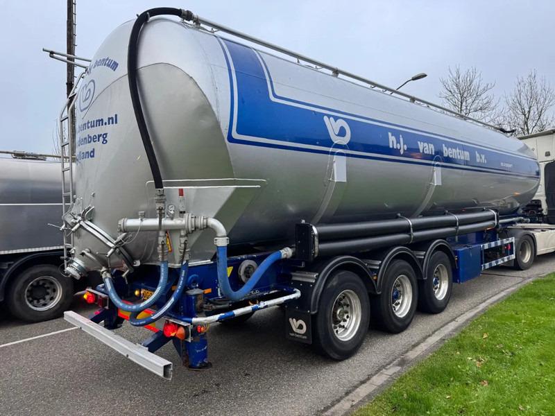 Atcomex 10 UNITS - 3 AXLE KIPPER BULK 1 COMP. 60.000 L BKS 3927C/C1-60 - Semi-remorque citerne: photos 3 Atcomex 10 UNITS - 3 AXLE KIPPER BULK 1 COMP. 60.000 L BKS 3927C/C1-60 - Semi-remorque citerne: photos 3
