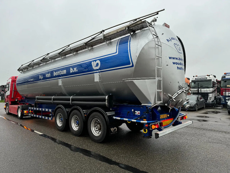 Atcomex 13 UNITS - 3 AXLE KIPPER BULK 1 COMP. 60.000 L TÜV TILL 07-2025 - Semi-remorque citerne: photos 5 Atcomex 13 UNITS - 3 AXLE KIPPER BULK 1 COMP. 60.000 L TÜV TILL 07-2025 - Semi-remorque citerne: photos 5