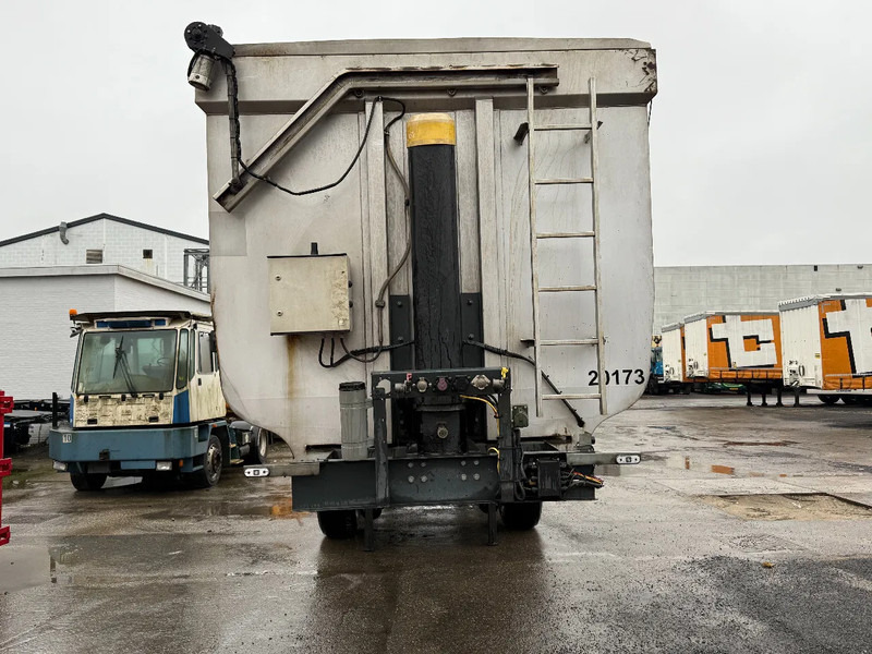 D-Tec KTG-01 - Semi-remorque benne: photos 2 D-Tec KTG-01 - Semi-remorque benne: photos 2