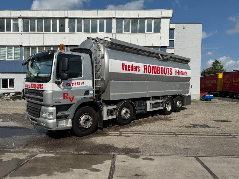 DAF CF 85.360 8X2 EURO 5 + TANK 32.700 LITER - LAMBRECHT - Camion citerne: photos 1 DAF CF 85.360 8X2 EURO 5 + TANK 32.700 LITER - LAMBRECHT - Camion citerne: photos 1