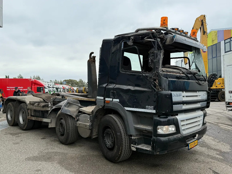 DAF CF 85.460 8X4 EURO 5 - FULL STEEL SUSP. - MANUAL GEAR - BIG AXLES + VDL HOOKLIFT - Camion ampliroll: photos 3 DAF CF 85.460 8X4 EURO 5 - FULL STEEL SUSP. - MANUAL GEAR - BIG AXLES + VDL HOOKLIFT - Camion ampliroll: photos 3