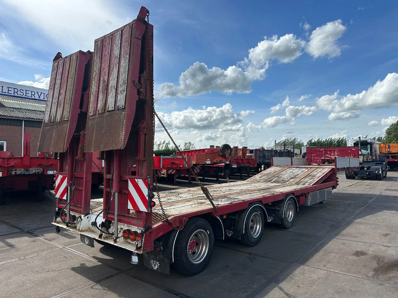Diversen LAST AXLE STEERING, REMOTE CONTROLE, DOUBLE HYDRAULIC RAMPS - Semi-remorque surbaissé: photos 2 Diversen LAST AXLE STEERING, REMOTE CONTROLE, DOUBLE HYDRAULIC RAMPS - Semi-remorque surbaissé: photos 2