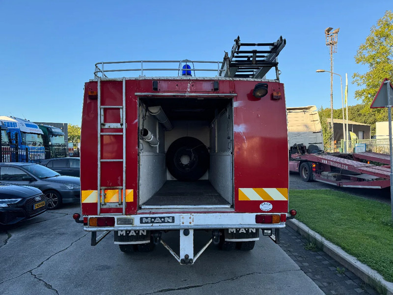 MAN 13 4X2 FIRE TRUCK - Camion de pompier: photos 5 MAN 13 4X2 FIRE TRUCK - Camion de pompier: photos 5