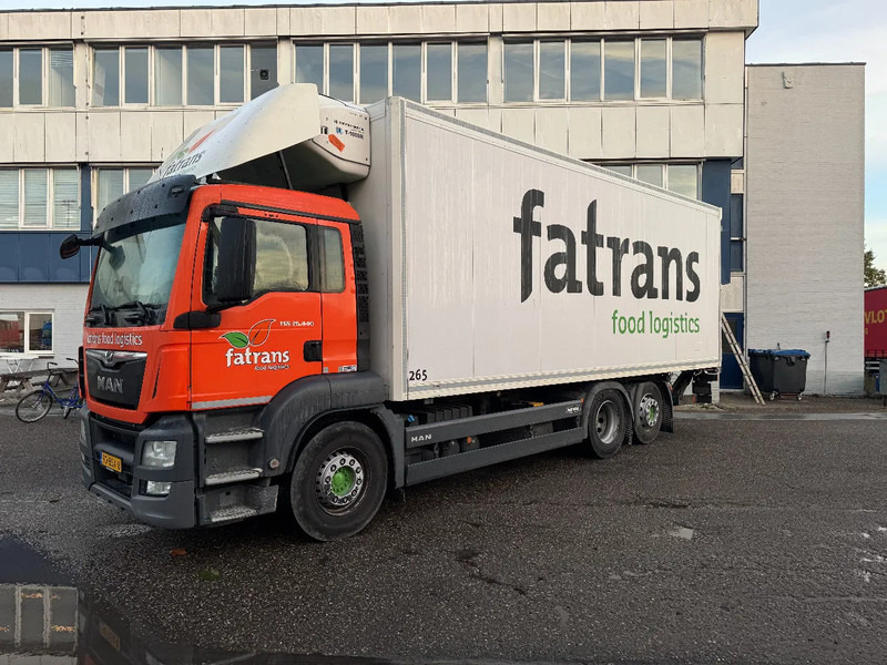 MAN TGS 6X2 STEERING AXLE THERMO KING T 1000R TÜV MOT TILL 05-26 - Camion frigorifique: photos 1 MAN TGS 6X2 STEERING AXLE THERMO KING T 1000R TÜV MOT TILL 05-26 - Camion frigorifique: photos 1